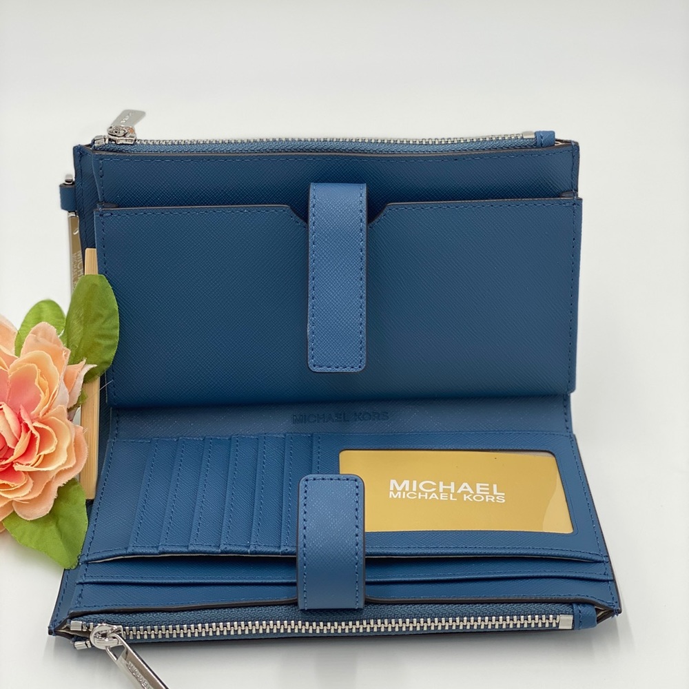MICHAEL KORS LG DOUBLE ZIP WRISTLET Wallet Teal Color - Picture 13 of 15